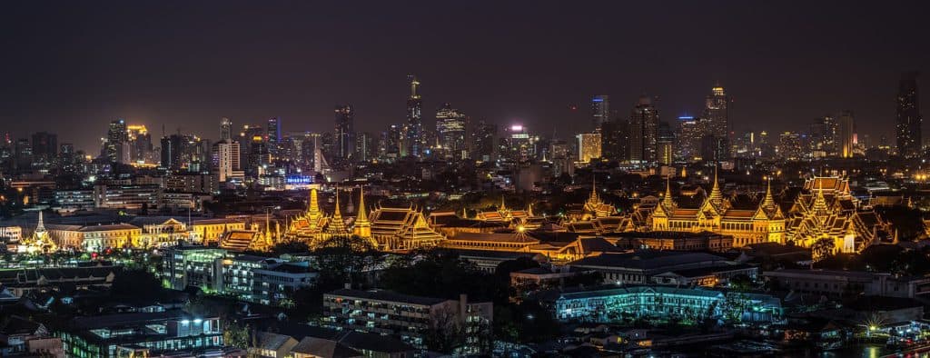 Bangkok Grand Palace aerial view at night, featured image for Bangkok 4 day itinerary